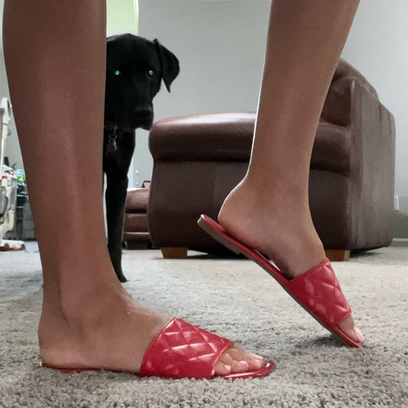 NWOT Red Quilted Chanel Lookalike Sandals - Picture 4 of 6